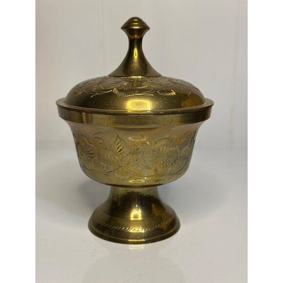 VTG Etched Brass Pedestal Lidded Jar – Engraved Decorative Bowl Container 6.75" - Picture 3 of 8